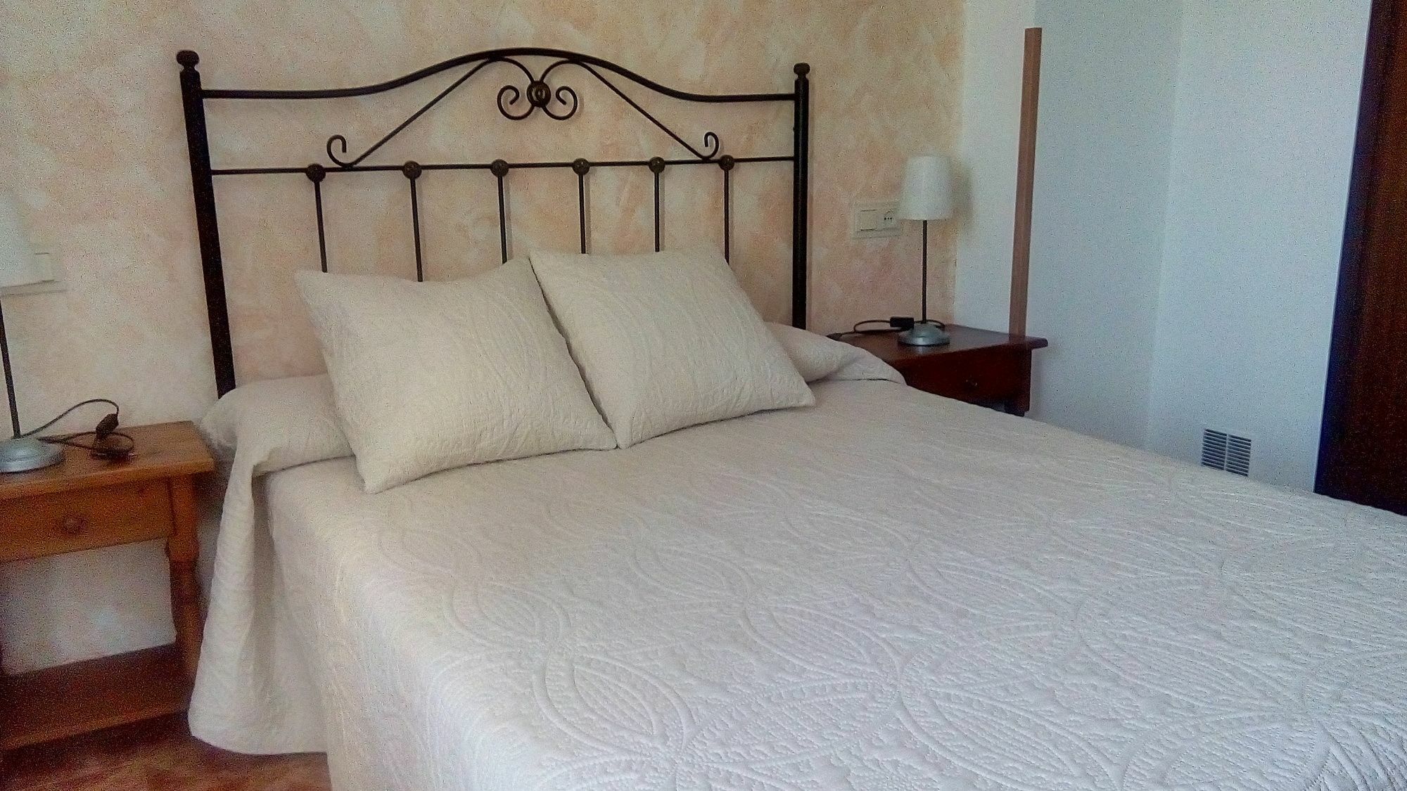 Apartamentos Rurales Ovio Llanes Dış mekan fotoğraf